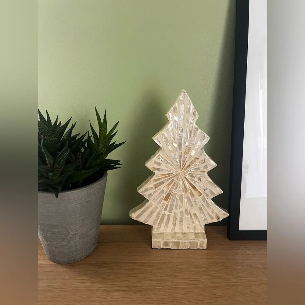 Mosaic Evergreen Tree Decor